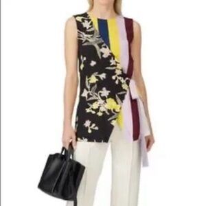 Diane Von Furstenberg Sedina Silk Wrap Top
Multicolor Floral Anthropologie